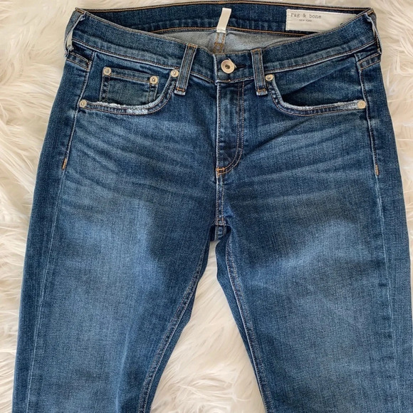 NWOT Rag & Bone Dre Slim Boyfriend Jean Java Blue w/Holes Raw Hem Distressed - Picture 5 of 11